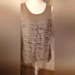Ladies Ann Taylor L tank